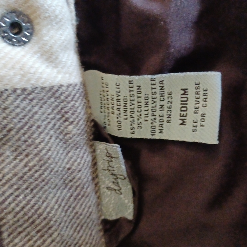 DAYTRIP LINED VEST - Picture 7 of 8